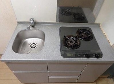 中野区中野６丁目のアパートのキッチン