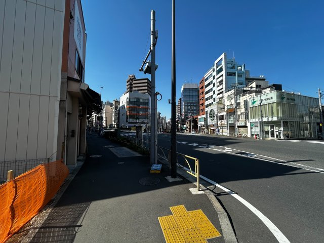 【TOKYO BASE】文京区大塚5丁目　建築条件無し売地の前面道路含む現地写真|2026.04.12撮影

現地ご見学希望・資料請求などお気軽にお問い合わせ下さい！
03-5990-5201