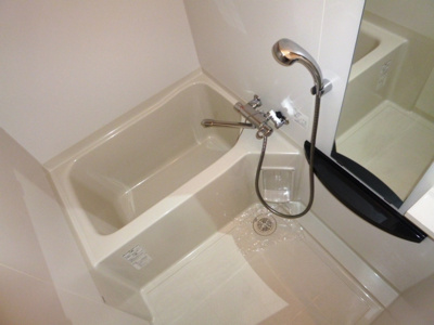 【浴室】 | エステムコート新大阪Ⅷレヴォリス | きれいなお風呂です