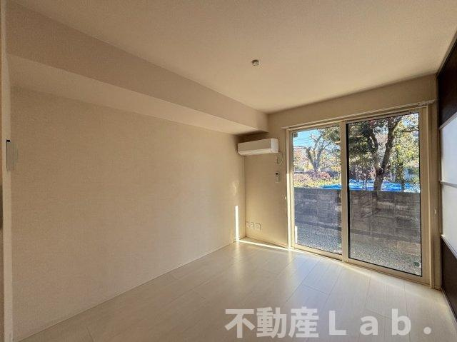 マウンテンクレストクレードルの居間・リビング