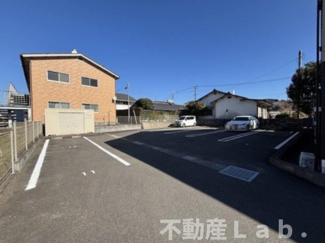 マウンテンクレストクレードルの駐車場