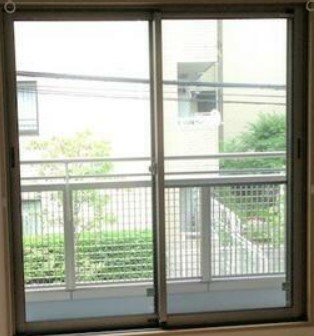 中野区本町３丁目の賃貸マンションのバルコニー