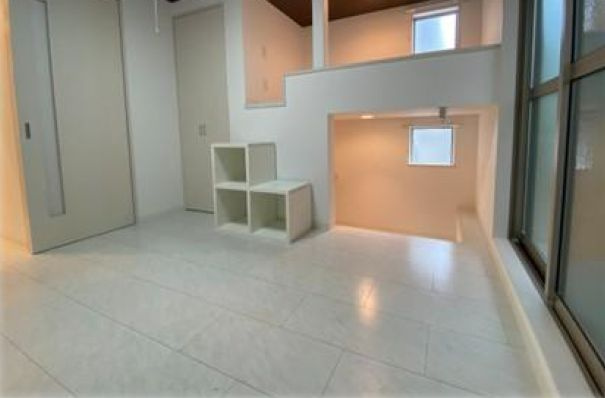 サンタフェ北新宿の洋室