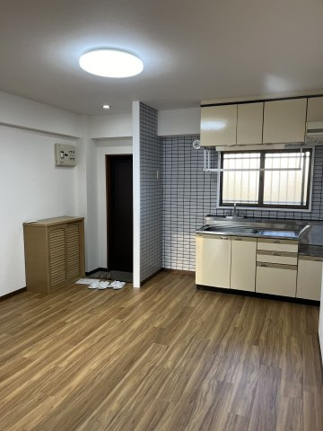 ラフィナート菊名の居間・リビング