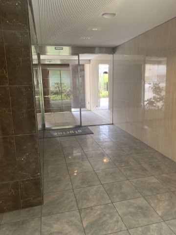 グリシーヌのロビー