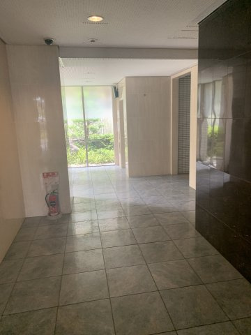 グリシーヌのロビー