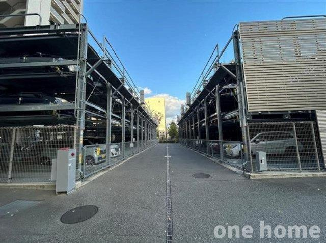 ザ・レジデンス東三国の駐車場|◆機械式駐車場です！
◆最新の空き状況など、詳細につきましてはお気軽にお問い合わせください！