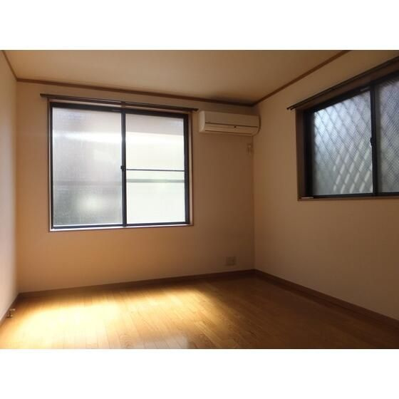 シャンブル目白の居間・リビング