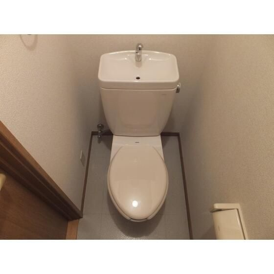 シャンブル目白のトイレ