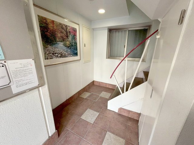 ロマネスク淡路のロビー