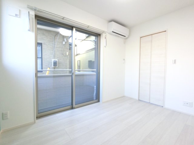 【洋室】 | ルミエール・エタンセルsept