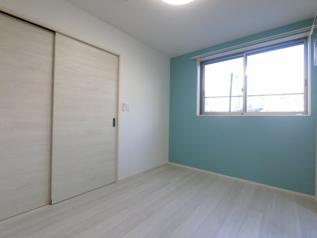 【洋室】 | ルミエール・エタンセルsept