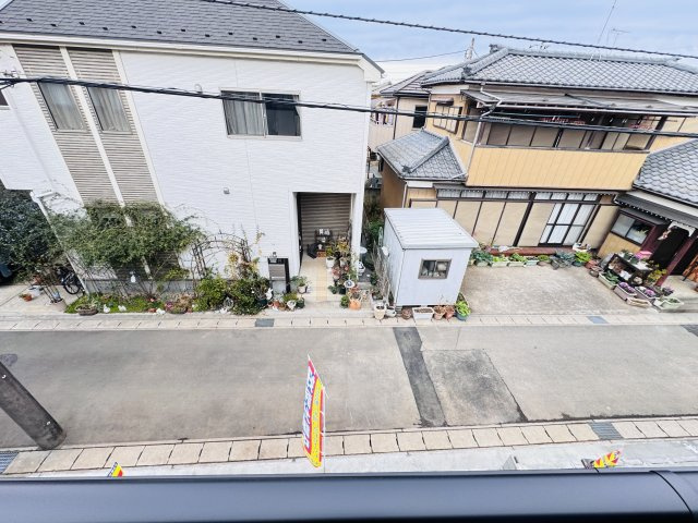 松戸市千駄堀新築戸建【寒風台小学校：10分】の展望|寝室前バルコニーより道路側眺望
