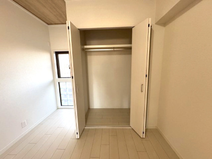 朝日プラザシティ・サザンパーク二番街の収納|クローゼットが付いておりますのでスッキリとお使いいただけます♪