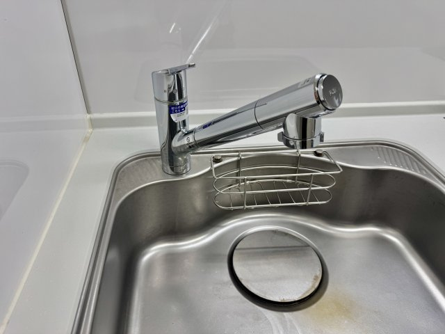 朝日プラザシティ・サザンパーク二番街のキッチン|浄水器付きシステムキッチン