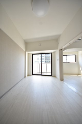 【寝室】 | ファルマンシアントアロード