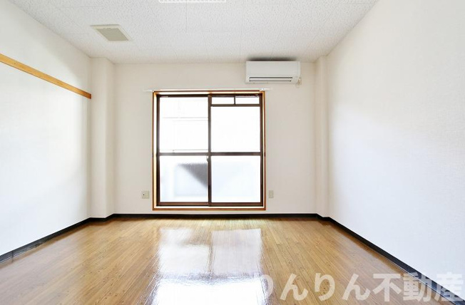 【居間・リビング】 | ハイツ明日華2 | ゆったりとした居間です