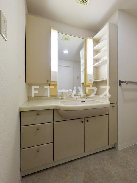 Ｔ’ｓ　ｇａｒｄｅｎ習志野台の洗面所