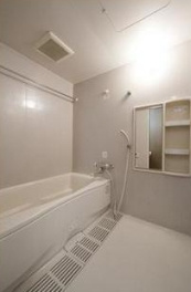 メゾン・シャルムの浴室