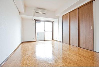 メゾン・シャルムの居間・リビング