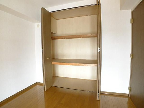 メゾン・シャルムの収納