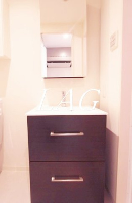 【独立洗面台】 | リブリ・東上野 | 独立洗面台です。