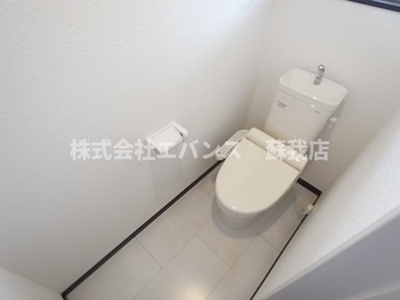 【トイレ】 | メイクレール | 落ち着いたトイレです