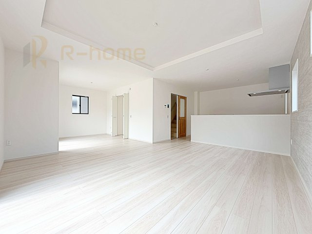 取手市本郷2期　新築戸建て　2号棟の外観|ご予約を頂ければ、『平日』はもちろん『早朝』や『夜間』もご見学可能です♪お気軽にお申し付けください♪