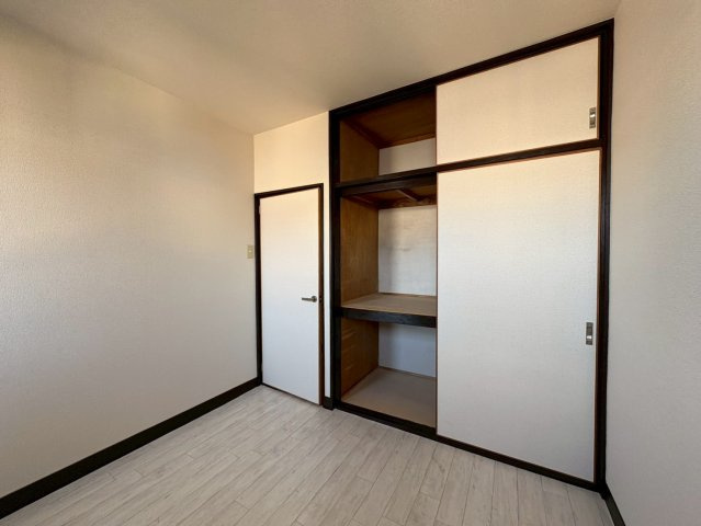 中邦マンション芦風荘の収納