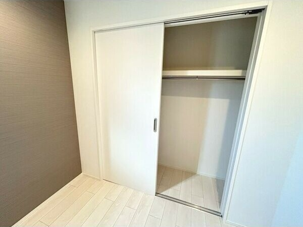 プルミエール角割町の収納