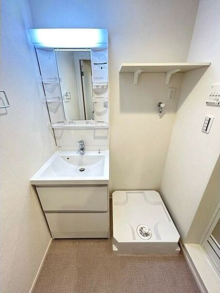 プルミエール角割町の洗面所