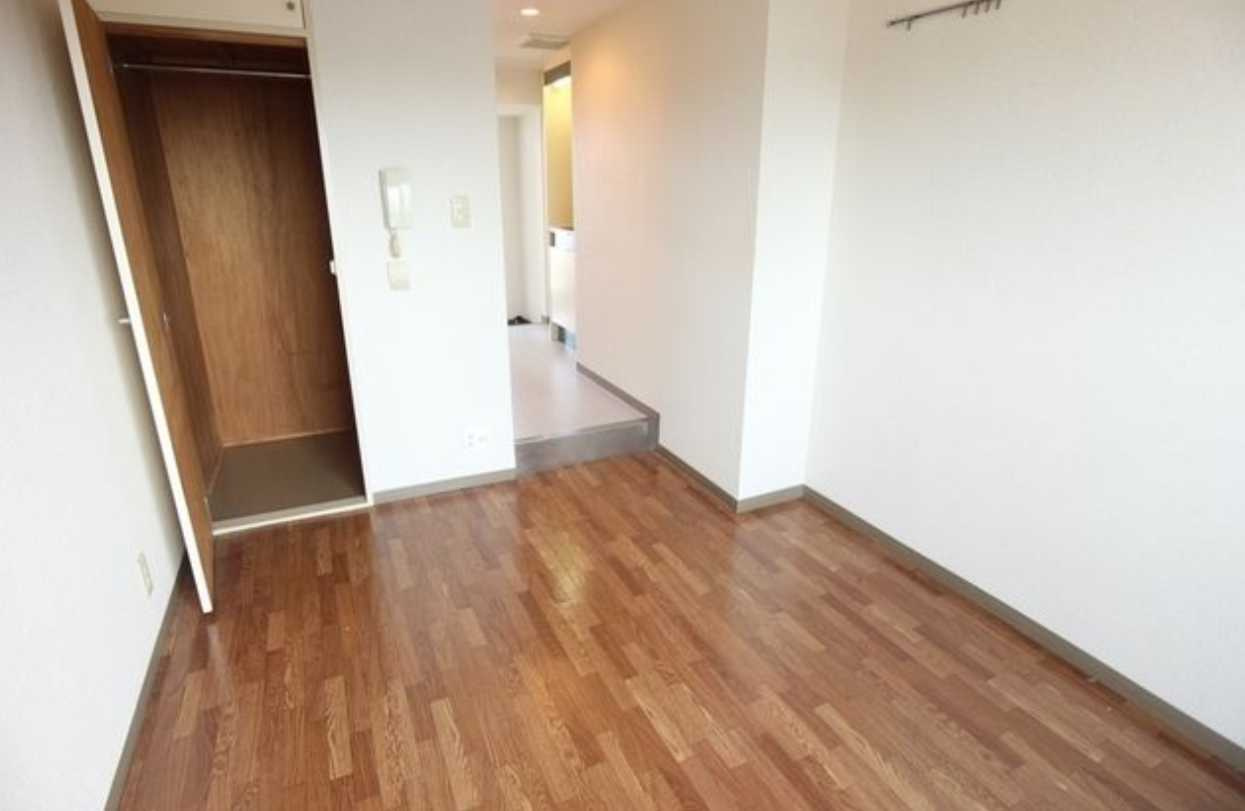 スカイコート世田谷用賀　分譲賃貸　高層階　オートロックの内装