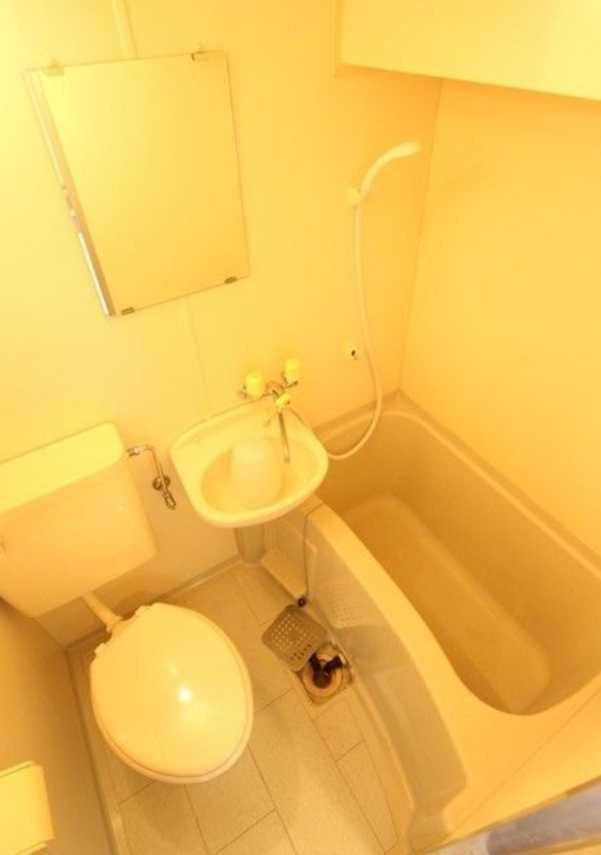 スカイコート世田谷用賀　分譲賃貸　高層階　オートロックの浴室