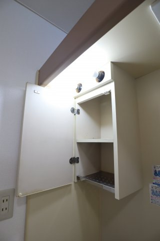 【その他】 | コーポパサージュ | 吊戸棚