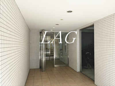 【エントランス】 | デアケーニッヒ | エントランスです。