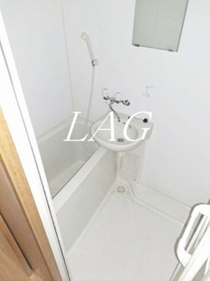 【浴室】 | デアケーニッヒ | お風呂です。