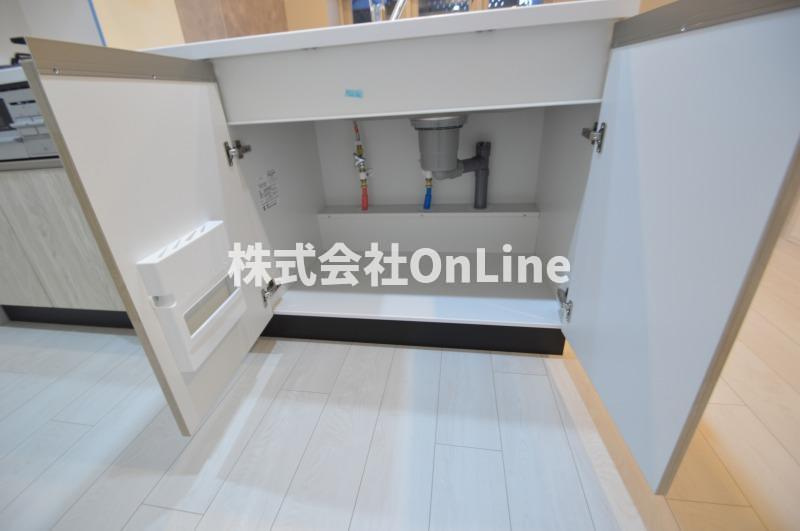 スプランディッド上本町WESTの玄関
