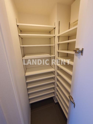 【玄関】 | Ropponmatsu View Apartment