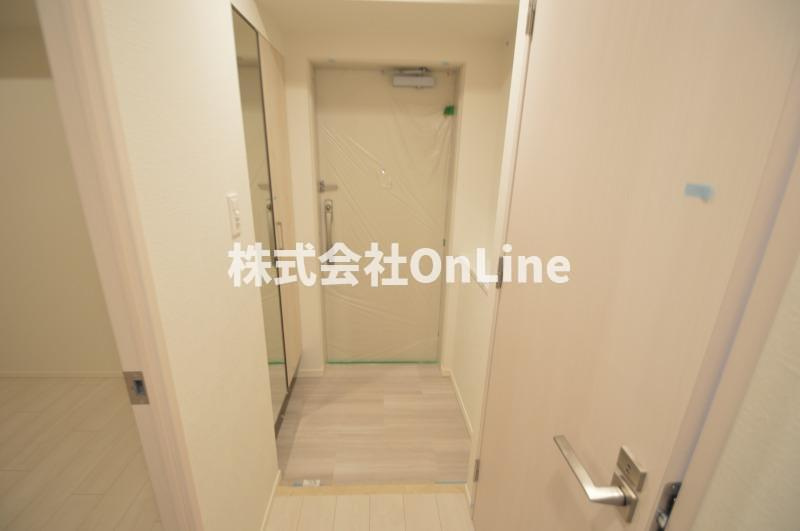 スプランディッド上本町WESTの玄関