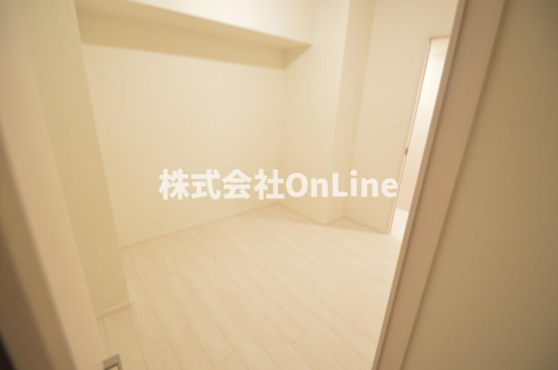 スプランディッド上本町WESTの洋室