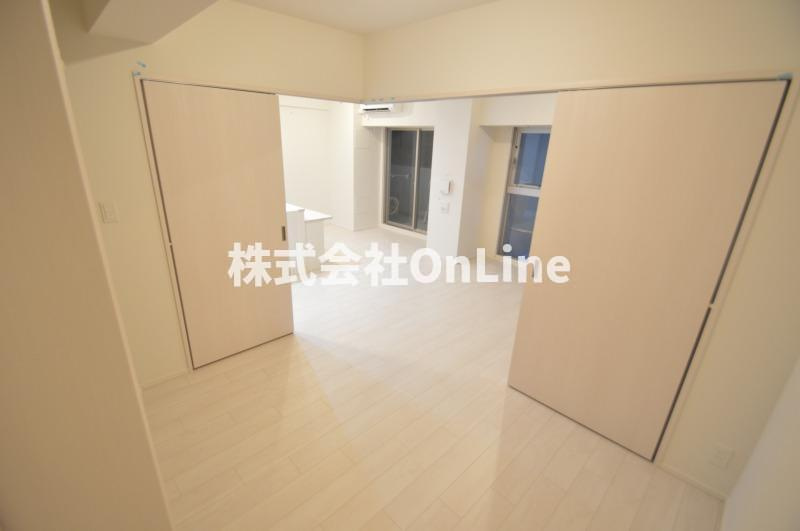 スプランディッド上本町WESTの寝室