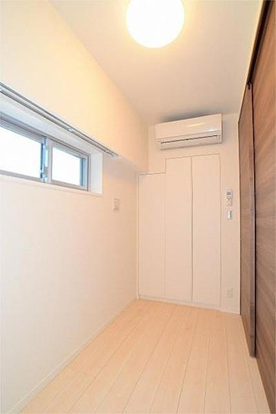 ステージファースト両国Ⅱアジールコートの洋室