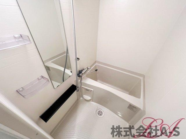 プレサンス新栄アーバンフローの浴室|同間取り画像使用
実際のお部屋と色などが異なる場合がございます。