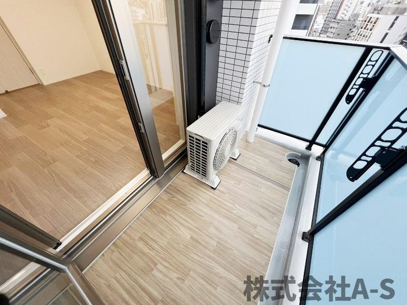 プレサンス新栄アーバンフローのバルコニー|同間取り画像使用
実際のお部屋と色などが異なる場合がございます。