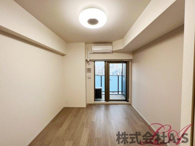 プレサンス新栄アーバンフローの居間・リビング|同間取り画像使用
実際のお部屋と色などが異なる場合がございます。