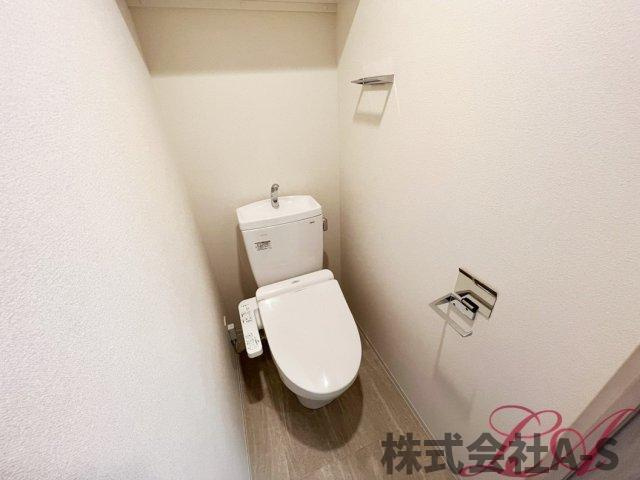 プレサンス新栄アーバンフローのトイレ|同間取り画像使用
実際のお部屋と色などが異なる場合がございます。