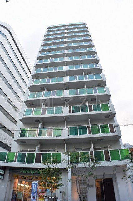 大阪市西区新町１丁目の賃貸マンションの外観