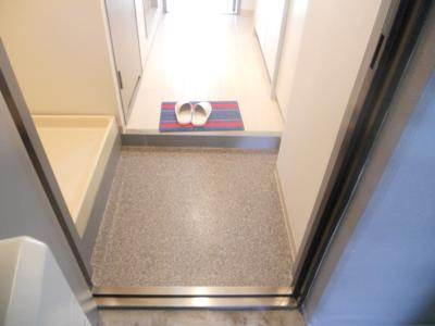 サンシティ御所西の内装|玄関