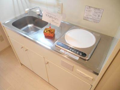 サンシティ御所西の内装|１口ＩＨキッチン