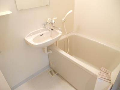 サンシティ御所西の内装|浴室